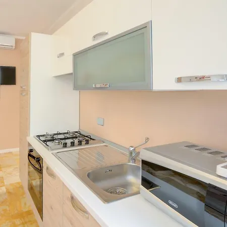 بيت للعطل Sanremo Home Apartments *